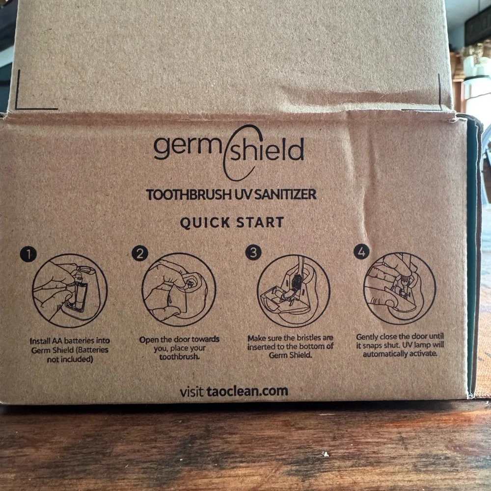 Tao Germ Shield Toothbrush UV Sanitizer - Picture 3 of 8